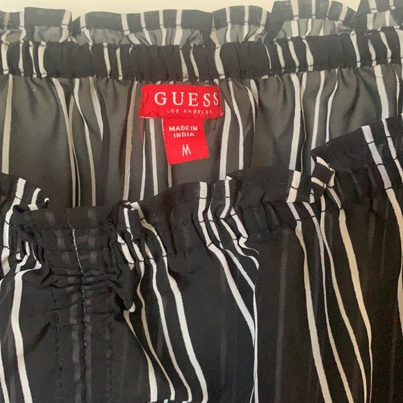 Guess cropped off the shoulder blouse - Picture 2 of 4